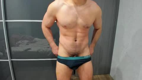 Snapshot of aleks_brown chatting on June 6, 2026, 9:19 pm aleks_brown online show from June 6, 2026, 9:19 pm
