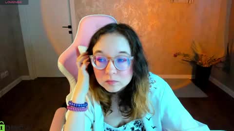 Aleks online show from April 14, 2026, 1:33 am