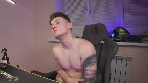 Alex and Linar online show from February 15, 2026, 11:12 pm