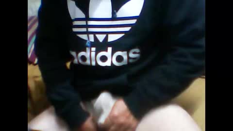 Snapshot of alemaorico chatting on November 23, 2025, 9:25 pm rico online show from November 23, 2025, 9:25 pm