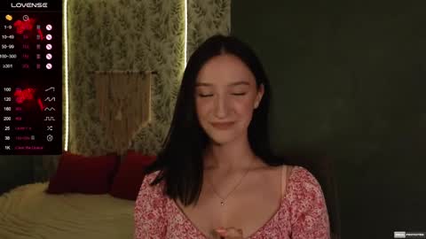 Snapshot of alena_navi chatting on February 28, 2025, 6:31 pm Alena online show from February 28, 2025, 6:31 pm