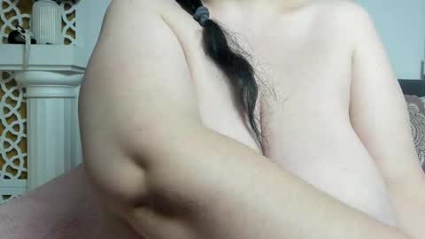 alesha_arabian_ online show from February 9, 2026, 5:00 am