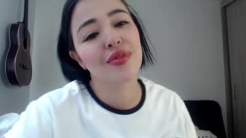 Aleska online show from November 5, 2025, 3:45 pm