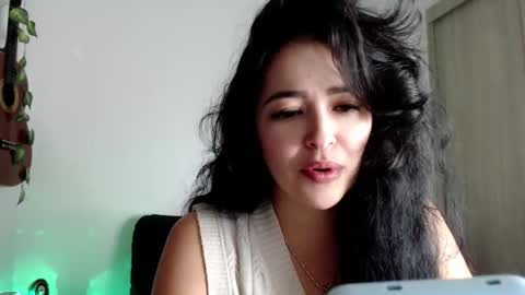 Aleska online show from January 7, 2026, 4:42 pm