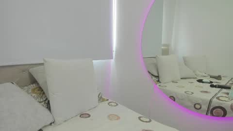 Alessa Moreno online show from January 21, 2025, 5:41 pm