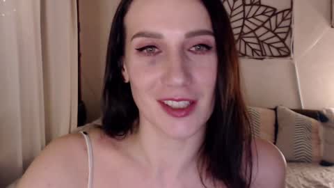 Snapshot of alessandra_foxy chatting on February 27, 2025, 4:43 pm Sandra online show from February 27, 2025, 4:43 pm