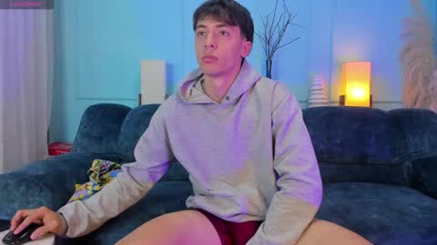 Alessandro Dybala online show from November 28, 2025, 1:25 pm