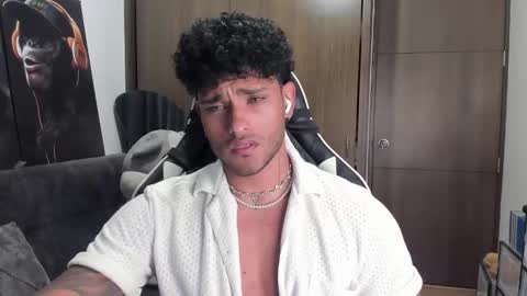 Alessandro Vanni online show from November 6, 2025, 2:01 am