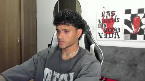 Alessandro Vanni online show from January 8, 2026, 2:14 am