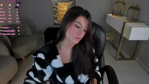 Alessia  online show from February 26, 2025, 5:20 am