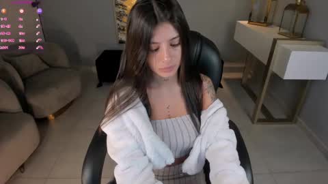 Alessia  online show from February 26, 2025, 11:37 pm