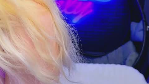 alessiacroft online show from April 2, 2026, 4:10 am