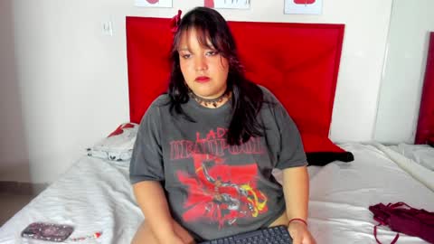 AleSweett online show from March 27, 2026, 1:22 pm