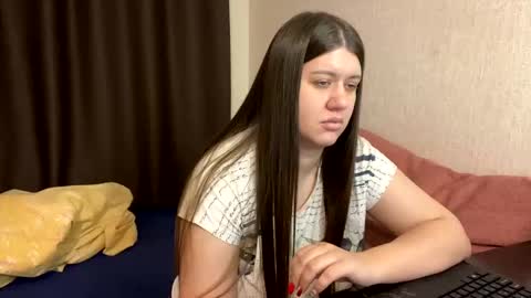 Aletta Oushen online show from December 28, 2024, 1:17 pm