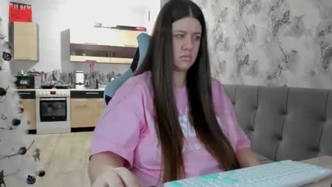 Aletta Oushen online show from January 7, 2026, 11:34 am