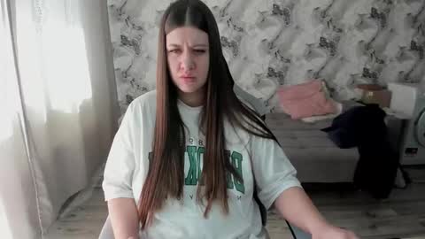 Aletta Oushen online show from March 15, 2026, 7:58 am