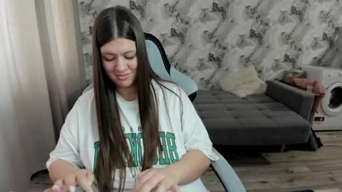 Aletta Oushen online show from March 29, 2026, 11:43 am