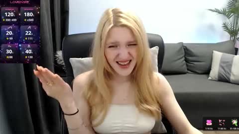 Snapshot of aletta_pearl chatting on June 6, 2026, 7:57 am aletta_pearl online show from June 6, 2026, 7:57 am