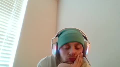 Snapshot of alex69tt chatting on February 2, 2025, 4:22 pm jointlover online show from February 2, 2025, 4:22 pm