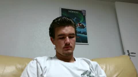 Alex83530 online show from January 8, 2025, 12:15 pm