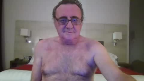 Snapshot of alex_fetishplayer chatting on January 12, 2025, 4:40 pm Alex online show from January 12, 2025, 4:40 pm