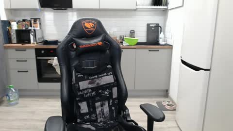 Alex online show from January 20, 2025, 7:04 pm