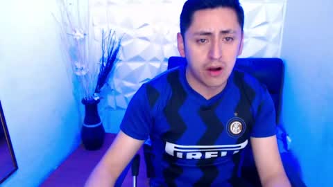 Snapshot of alex_levi chatting on May 26, 2026, 11:06 am Alex online show from May 26, 2026, 11:06 am