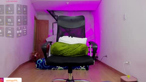 i am Alex online show from December 8, 2024, 4:04 am