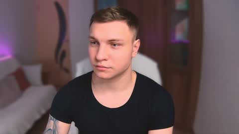 alex_milson online show from March 8, 2025, 4:12 am