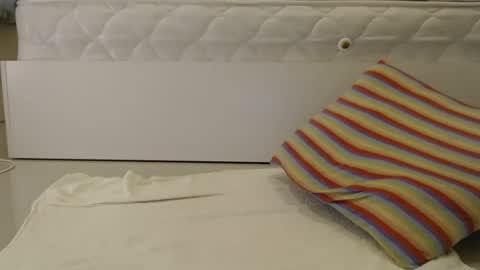 Nicha online show from March 5, 2025, 1:10 am