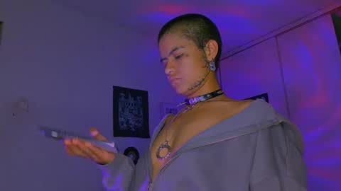 Alex online show from February 2, 2026, 11:03 pm