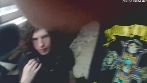 alex_ray69 online show from September 13, 2025, 7:41 am