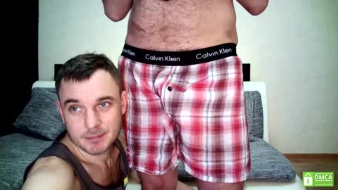 Alex and Tobey online show from February 4, 2025, 5:53 am