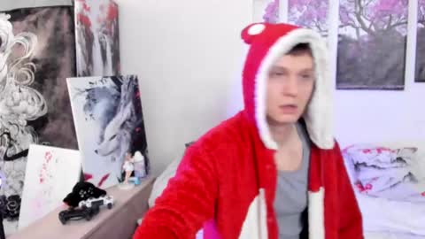 Alex WandHot online show from February 9, 2025, 5:08 am