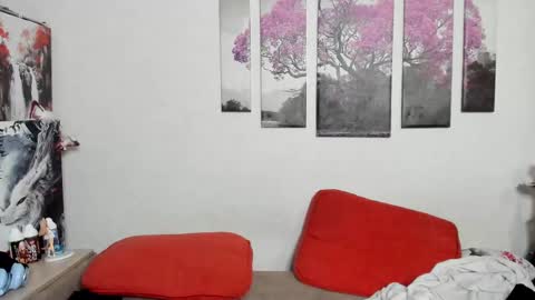 Alex WandHot online show from February 24, 2025, 12:26 pm