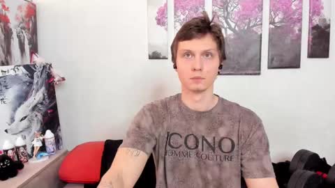 Alex WandHot online show from February 26, 2025, 10:26 am