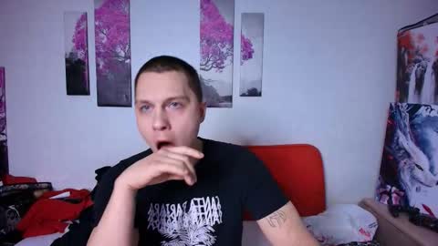 Alex WandHot online show from February 9, 2026, 12:20 pm