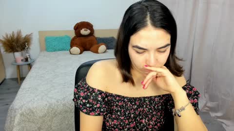 Snapshot of alexa_dolly chatting on January 31, 2025, 6:13 am Alexa online show from January 31, 2025, 6:13 am