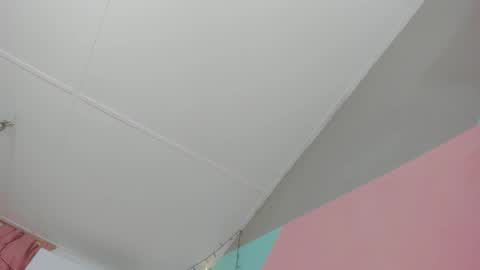 alexa_dream_0 online show from October 6, 2025, 6:49 pm