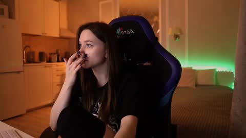 Little Duck homie online show from December 8, 2024, 11:19 pm