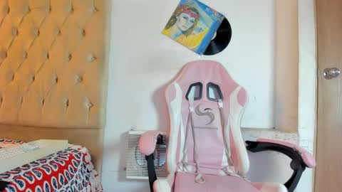 alexa_girlfox online show from April 11, 2026, 7:45 am