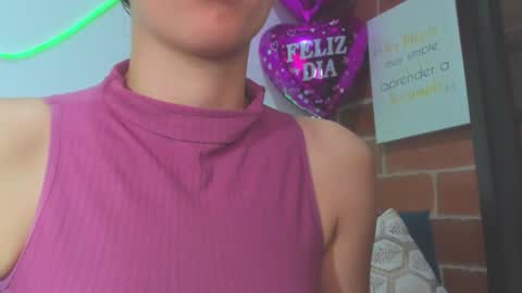 alexa latina online show from September 12, 2025, 3:01 pm