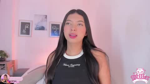 Alexa Millers online show from October 19, 2025, 4:02 am