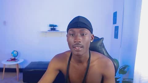 Alexandro online show from May 5, 2026, 1:08 pm