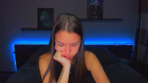 angel online show from November 3, 2025, 12:46 am