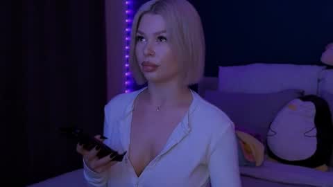 Alexa Mason online show from April 12, 2026, 7:30 pm