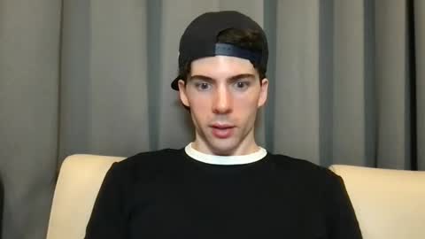 Snapshot of alexander0_ chatting on April 8, 2026, 5:46 pm Alexander online show from April 8, 2026, 5:46 pm