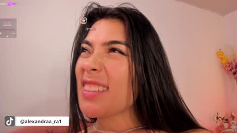 Alexandra Rodriguez online show from February 4, 2025, 5:21 am