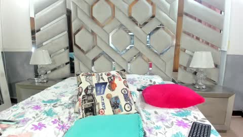 Alexandra ig  alexandraax09  online show from January 31, 2025, 1:54 am