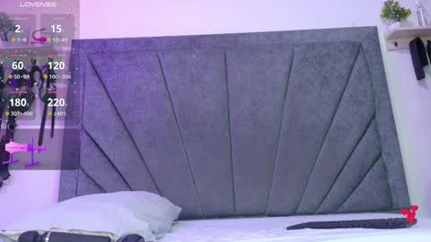 alexasweet_os online show from April 1, 2026, 8:17 pm